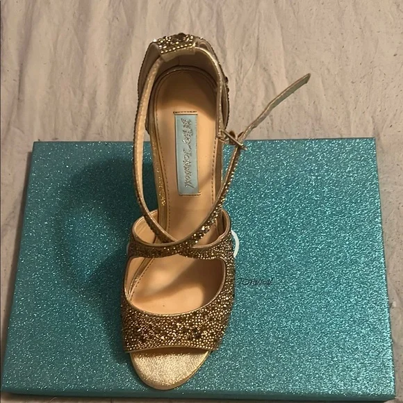 Betsey Johnson Gold Glitter Heels with Ankle Strap - Picture 3 of 6
